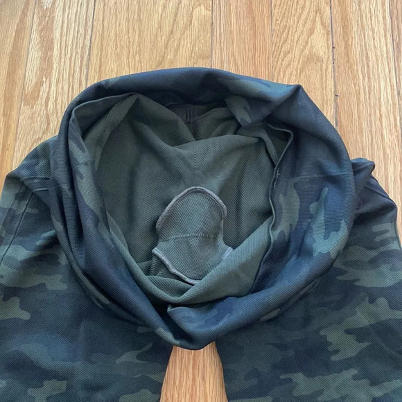 Spanx sz Large camo green and black leggings excellent pre owned condition - Picture 4 of 6